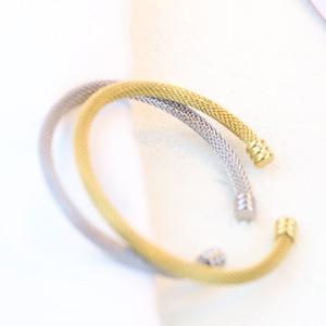 Bracelet ouvert en fil d'acier inoxydable 5 mm, bijoux pour femmes, cadeau, forme ronde, couleur argent or, origine Yiwu SU1275 - Product Image 1