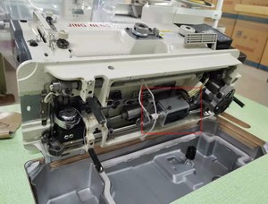 JN-1530BTF Công Nghiệp Máy May Máy Tính Tự Động Zigzag Khóa Khâu Chủ Đề Tông Đơ Động Cơ Cho Da Zig Zag May - Product Image 4