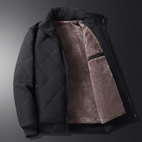 Großhandel Outwear Sport Männer Arbeits jacke Winter Stand Kragen Plus Size Samt Karierter warmer Mantel Wind dichte Soft shell Jacken