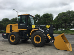Mini Tractor 4T LW400KN con Alta Eficiencia Operativa, Maquinaria para Movimiento de Tierras, Cargadora de Ruedas de Alta Calidad en Venta a Precio Económico - Product Image 2
