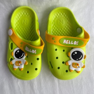 Ciabatte Sportive per Bambini con Motivi Cartoon, Suola in EVA Antiscivolo, Scarpe Estive Taglia 24-29, Spessore 15MM - Product Image 6