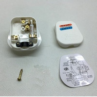 Assemblage OEM prise filaire britannique 13A 250V BS Type-G 3 broches assembler cordon d'alimentation prise d'alimentation alimentation britannique prise de câblage haut avec