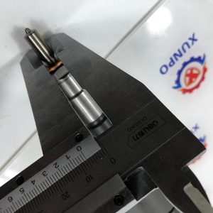 Injecteur diesel pour moteur d'excavatrice 0445120067 04290987 20798683 Injecteur de haute qualité - Product Image 3