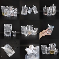 Pochette à bec verseur réutilisable en plastique pour liquides (jus, spiritueux, alcool) avec logo personnalisé, 8oz, 16oz, 32oz, pour voyage et extérieur