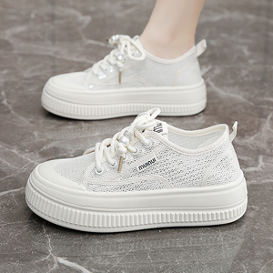 Chaussures plates sportives à lacets antidérapantes pour femmes 2026 avec semelle épaisse, respirantes en maille pour l'été, l'automne et le printemps, fabriquées en Chine - Product Image 5