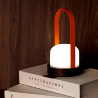 Lampe de chevet portable moderne personnalisée à commande tactile rechargeable en ABS, à intensité variable en continu, lampe LED décorative pour la maison