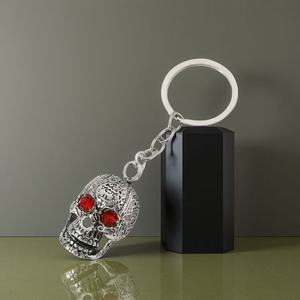 Hình Dạng Tùy Chỉnh 3D Cổ Điển <span class=keywords><strong>Keychain</strong></span> Skeleton Kim Loại Mặt Dây Chuyền Túi Keyring Thời Trang Logo Kẽm Hợp Kim Lưu Niệm Thủ Công Cá Nhân - Product Image 1