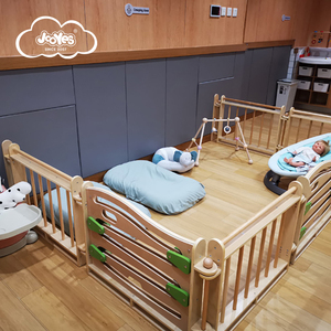 JOOYES Muebles <span class=keywords><strong>de</strong></span> Madera para Guardería, Valla <span class=keywords><strong>de</strong></span> Juego para Niños con Diseño <span class=keywords><strong>de</strong></span> <span class=keywords><strong>Laberinto</strong></span>, Corralito Redondo para Preescolar - Product Image 1