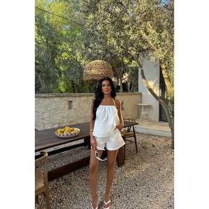 Pantalones Cortos Deportivos Blancos Julia para Mujer - Product Image 2