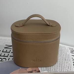 Waterproof Durable Women Shoulder Hand Bag Customized Logo Travel Cosmetic Bag Zipper Bag with Large Capacity for Travel - Product Image 4