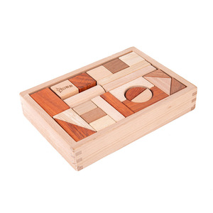 Modelo de montaje de Color de madera de grano grande de madera maciza grande Los niños pueden masticar bloques de Castillo de madera - Product Image 6