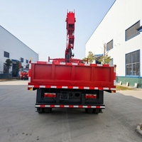 Camion-grue à béton préfabriqué pour la levée, l'assemblage, la construction et le transport de composants préfabriqués