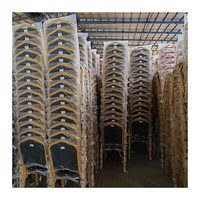 Chaises de banquet en tissu empilables personnalisables pour événements de mariage en or bon marché en gros, chaises d'hôtel, cadre en fer pour salle