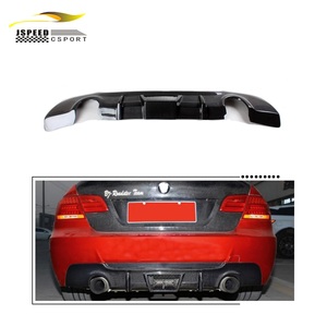 Diffuseur avant en fibre de carbone M Tech E92 pour <span class=keywords><strong>BMW</strong></span> 335i - Product Image 1
