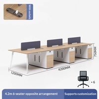 Bureau d'ordinateur commercial simple pour six à huit personnes, avec chaise, boîte à câbles, prise et poste de travail en PVC