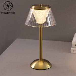 2026 NOVIDADE: Luminária de Mesa Portátil Sem Fio com Controle por Toque LED, Recarregável, Regulável, Dourada - Product Image 1