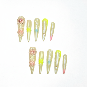 Punte per unghie a feretro lunghe di lusso stile giallo elegante Aura con mezze copri addominali per unghie - Product Image 2