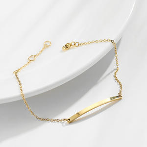 Nouveau bracelet rectangulaire géométrique simple en acier inoxydable avec des bracelets de mode à vent rouge <span class=keywords><strong>net</strong></span> - Product Image 4