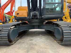 รถขุดไฮดรอลิกมือสอง Hyundai HX220HD 21 ตัน แบบตีนตะขาบ สำหรับงานก่อสร้าง - Product Image 4