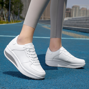 Chaussures de sport décontractées et confortables pour femmes, style chunky, en PU résistant à l'usure, idéales pour la plage, les vacances, le camping et le quotidien, parfaites pour les sports d'été. - Product Image 5
