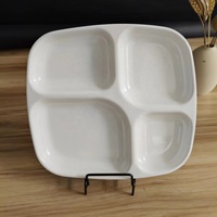Plateau alimentaire rectangulaire en mélamine personnalisé pour hôpital, 4 compartiments, design divisé, durable, passe au lave-vaisselle, non toxique, qualité alimentaire