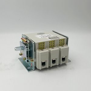 Interruptor de Inversión Trifásico de 3 Polos para Uso en Minería con Certificación - Product Image 1