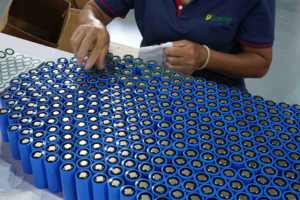 12v 10ah Mini küçük Lifepo4 kurşun asit pil yerine 4S3P lityum pil paketi çocuklar arabalar için elektrikli bisiklet - Product Image 3