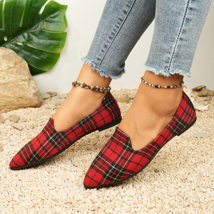 2025 Latest Style Women's Large Size Fashion Loafers Color <b>Matching</b> Flat Casual Slip-On Single Shoes for Spring/Summer Rubber - Product Image 1