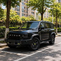 Venta de Autos SUV Usados Jetour Traveler 2023 2.0L Gasolina Automático 4WD SUV Venta al por Mayor en Stock