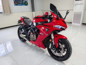 Moto Super Sport QJMOTOR SRK600 Sword Edition 600cc à Refroidissement Liquide, Quatre Cylindres en Ligne, Suspension ABS - Product Image 1
