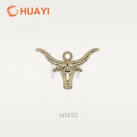 Accessoires de lingerie certifiés GRS, lettres personnalisables, cintre pour soutien-gorge Bella, pendentifs personnalisés pour bikini, sous-vêtements, accessoire en métal