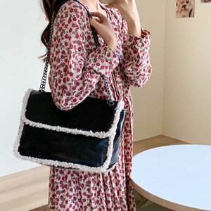 Women's Autumn Winter Lambswool <b>Bag</b> Black Chain Strap Magnetic Buckle Everyday Outfits Shoulder Crossbody <b>Bag</b> - Product Image 2