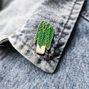 Broches créatives et élégantes en forme de plantes vertes en pot, feuilles de dessin animé, badges en alliage pour bijoux - Product Image 4