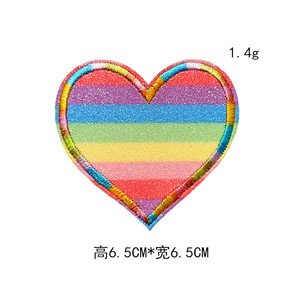 Venta al por mayor de moda DIY accesorios de ropa bordado a máquina en forma de corazón hierro en parches servicio personalizado aceptado - Product Image 3