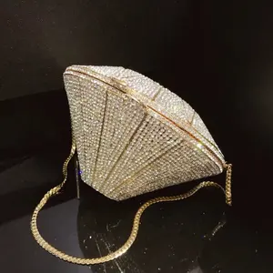 カスタマイズされたファッションキラキラ高級ダイヤモンド型クラッチブリンブリンラインストーンメタルチェーン女性パーティーイブニングバッグ