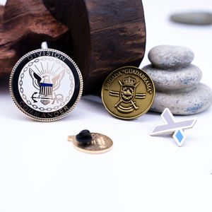 Broche de luxe en cristal pour hijab, accessoire de sécurité, sans plomb, sans nickel, <span class=keywords><strong>mariage</strong></span>, fabrication artisanale au Royaume-Uni, ovale, en feutre, art déco, art portable, vert sarcelle - Product Image 5