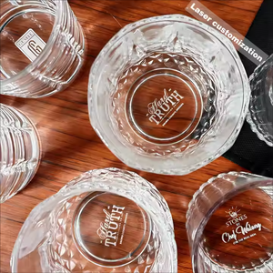 高級ホテルウィスキーグラスセット伝統的なストックウィスキーガラスタンブラー昔ながらのスタイル回転可能なアンチステインGinメガネ - Product Image 3