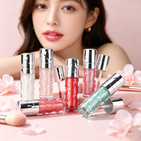 Gloss à lèvres hydratant végétalien naturel avec formule hydratante, texture lisse, maquillage longue tenue, gloss à lèvres repulpant