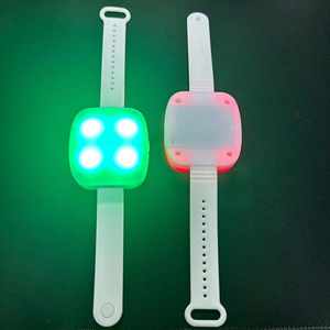 Pulseras Promocionales con Luz Fluorescente Intermitente de 4 Cuadrados, Control de Campo de 15 Colores, para Conciertos - Product Image 4