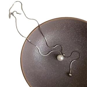 สร้อยคอแฟชั่นสไตล์เซียวเซียงเฟิง รุ่นกระเป๋าถือ 40+5 ซม. ประดับมุกน้ำจืด ดีไซน์สวยหวาน สร้อยคอประดับกระดูกไหปลาร้า - Product Image 5