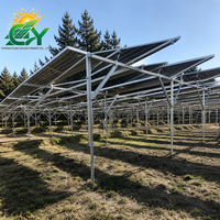Structure de montage solaire au sol en acier robuste, surface anodisée, durée de vie de 10 à 25 ans pour les projets à grande échelle complexes