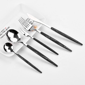 SS304 Chất lượng cao thép không gỉ thiết lập dao kéo với bắt chước tay cầm bằng gỗ nhựa xử lý - Product Image 2