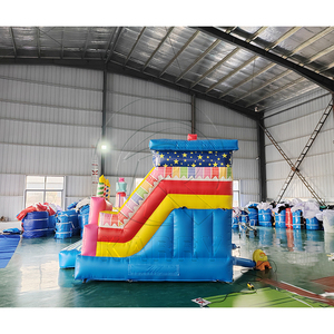 Château gonflable pour fête d'<span class=keywords><strong>anniversaire</strong></span> arc-en-ciel avec gâteau et cadeaux, parfait pour les célébrations d'enfants, les jeux en intérieur et les événements festifs - Product Image 4