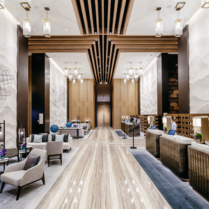 Ensemble de meubles d'hôtel en bois massif rétro américain, meubles de chambre à coucher modernes pour projets commerciaux 5 étoiles - Product Image 3