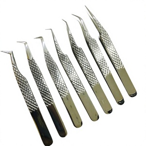 Pince à cils professionnelle à pointe fine en acier inoxydable, logo personnalisé, accessoires pour extensions de cils, outil à poignée confortable - Product Image 1