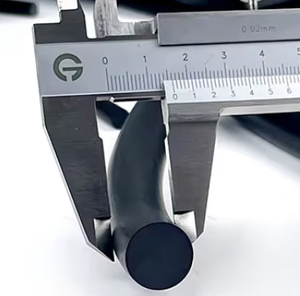 Hoge Temperatuur Geleidende Siliconen Olie Bestendige Nbr/Purubber O Ring Koord Vaste Ronde Strip Afdichtingen - Product Image 1