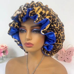 SOLPOP Bonnet de nuit pour femme en peluche motif léopard, doublure <span class=keywords><strong>satin</strong></span>ée double face, avec dentelle double couche à l'ourlet, idéal pour la maison - Product Image 5
