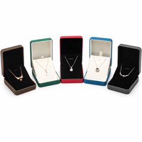 Boîte à bijoux rectangulaire moderne HongFa en gros avec couvercle à charnière, personnalisable avec logo, pour collier, emballage cadeau et doublure en satin