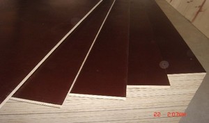 Láminas de Madera Contrachapada para Encofrado con Revestimiento de Película <span class=keywords><strong>MDO</strong></span> HDO de 18 mm 1220x2440 mm, Diseño Moderno, Material Principal Álamo, Emisión de Formaldehído E1 - Product Image 4