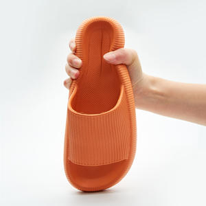 Nuove Ciabatte EVA all'Ingrosso per Uomo e Donna, Morbide, Antiscivolo, da Esterno, per Spiaggia e Mare - Product Image 2